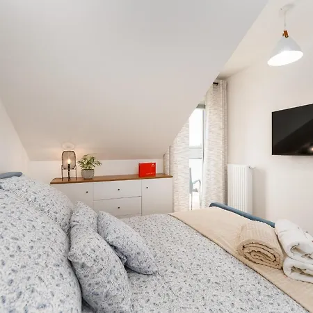 Sloneczny Przy Morzu Z Klimatyzacja Apartamento *